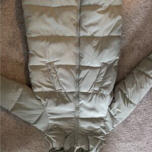 Women's Puffer Jacket - Olive Green